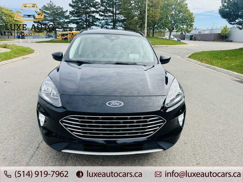 2021 Ford Escape Titanium Hybrid Plug-In